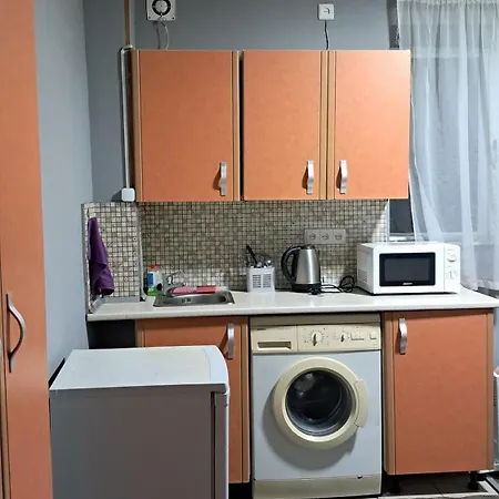 Gold Apartment *