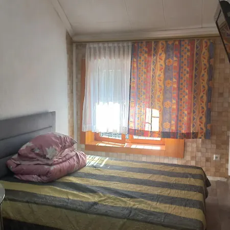 Apartment Gold